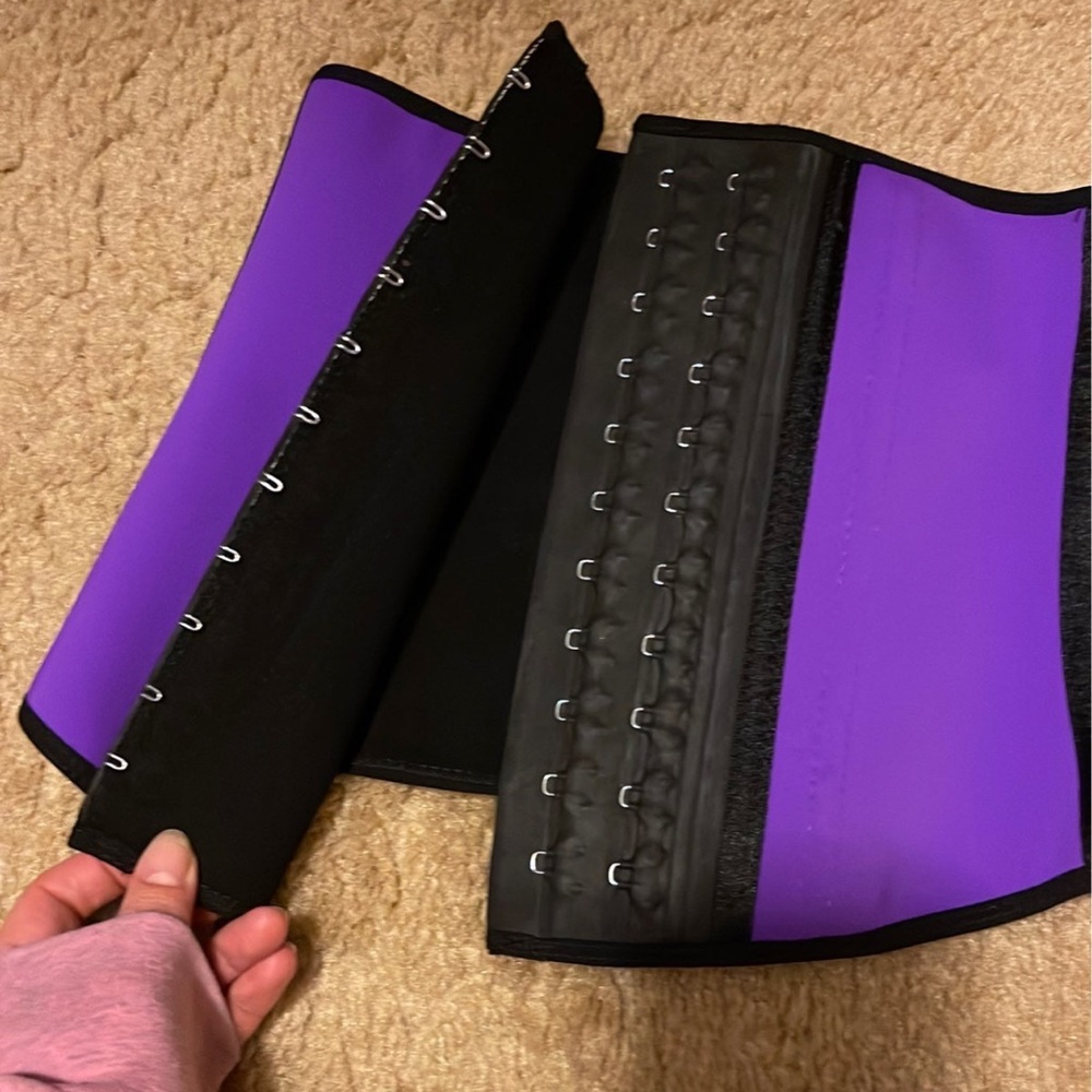Ann Cherry ‘The Works’ waist trainer